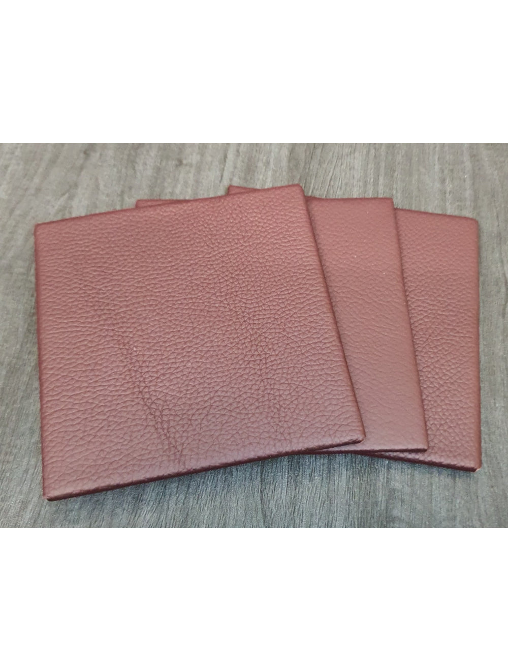 Dark Grapeshelly Leather Coaster- 10 cm SQ (artículo de venta)